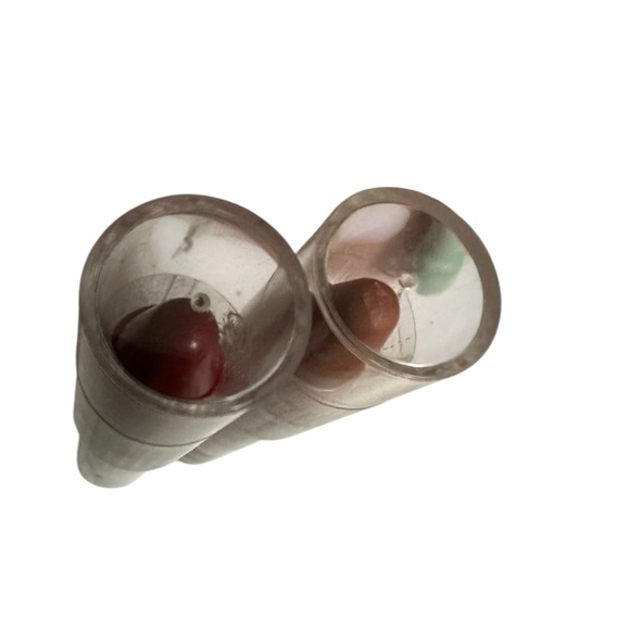 BUNDLE OF 2 Neutrogena Moisture Smooth Color Stick 160 RED & 90 NUDE SEALED - Picture 4 of 5